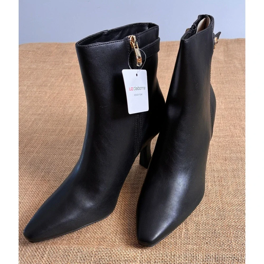 Minimalist Liz Claiborne Black Pointed Toe Kitten Heel Ankle Booties 11 NEW